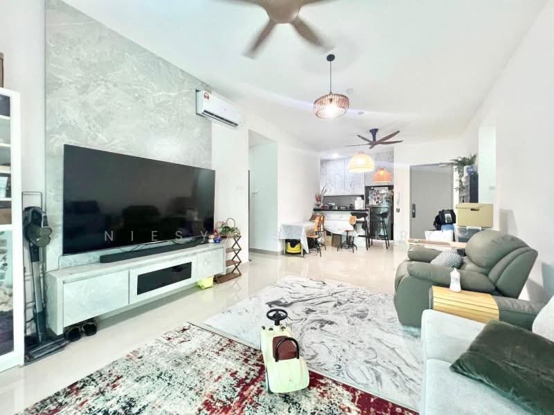 Kondominium untuk Dijual di 99 Residence - Niesya Shuekry - Living Room - PropertyGuru.com.my