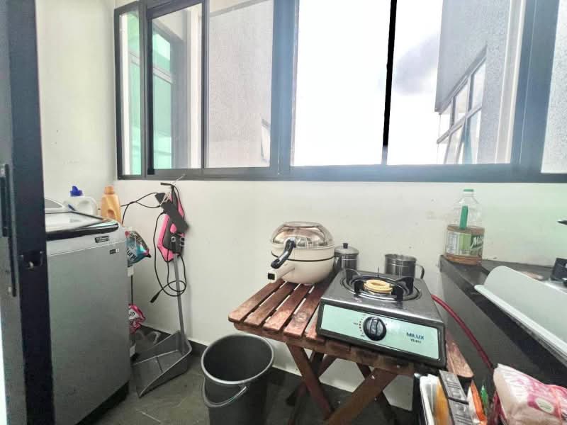 Kondominium untuk Dijual di 99 Residence - Niesya Shuekry - Kitchen - PropertyGuru.com.my
