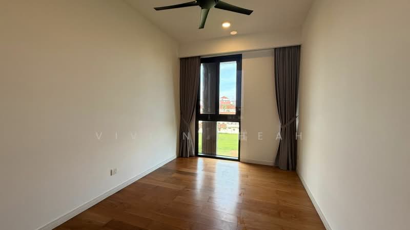 Kondominium untuk Disewa di Shorefront Residences - Vivien Cheah - Bedroom - PropertyGuru.com.my