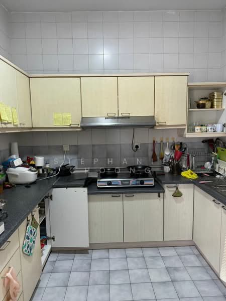 Kondominium untuk Dijual di Eastside @ One Ampang Avenue - Stephanie Choong - Kitchen - PropertyGuru.com.my