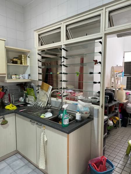 Kondominium untuk Dijual di Eastside @ One Ampang Avenue - Stephanie Choong - Kitchen - PropertyGuru.com.my