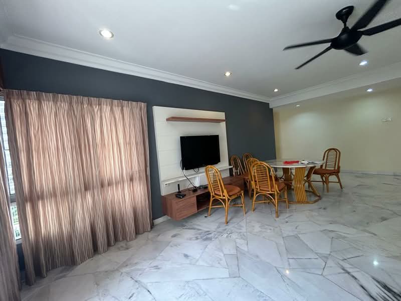 Kondominium untuk Disewa di 1 Persiaran Gurney - Vivien Cheah - Living Room - PropertyGuru.com.my