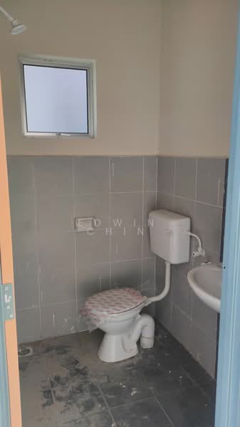 1-storey Terraced House for Sale in Sitiawan (Perak) - Edwin Chin - Bathroom - PropertyGuru.com.my