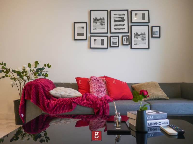 Servis Apartment untuk Dijual di The Face Suites (Platinum Suites) - Jaden Pang - Living Room - PropertyGuru.com.my