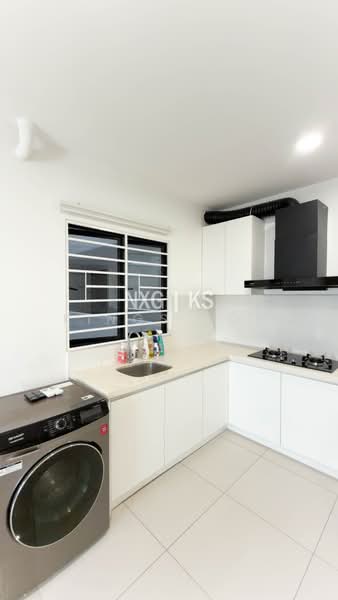 Service Residence for Rent at Huni @ Eco Ardence - Kings Soe - Kitchen - PropertyGuru.com.my