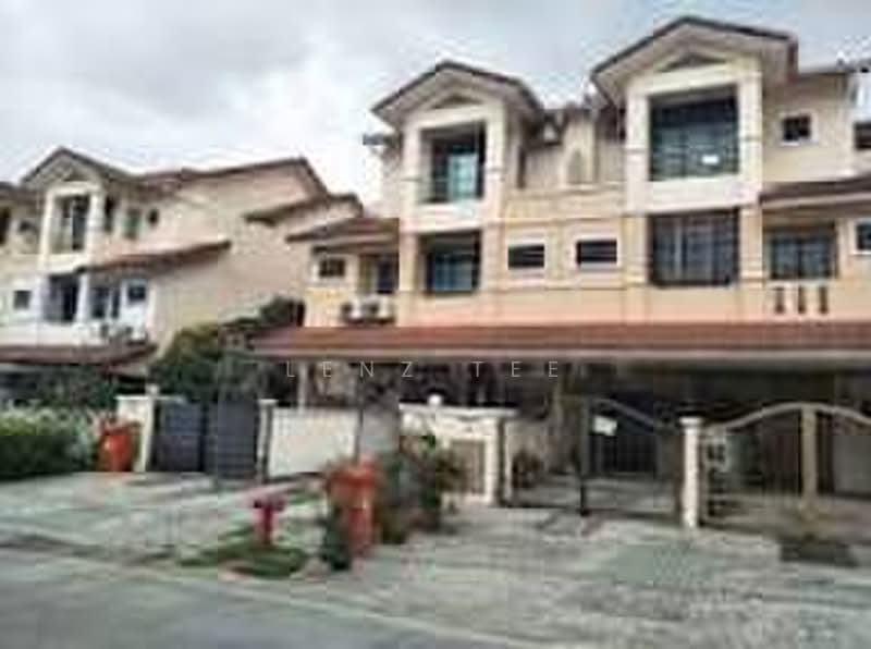 Townhouse for Sale in Petaling Jaya (Selangor) - Lenz Tee - Exterior - PropertyGuru.com.my