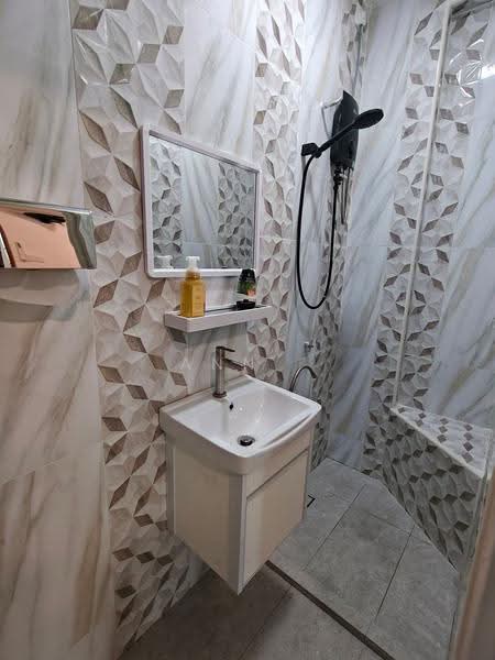 2-storey Terraced House for Sale in Sunway Iskandar (Iskandar Puteri (Nusajaya)) - Ann . - Bathroom - PropertyGuru.com.my