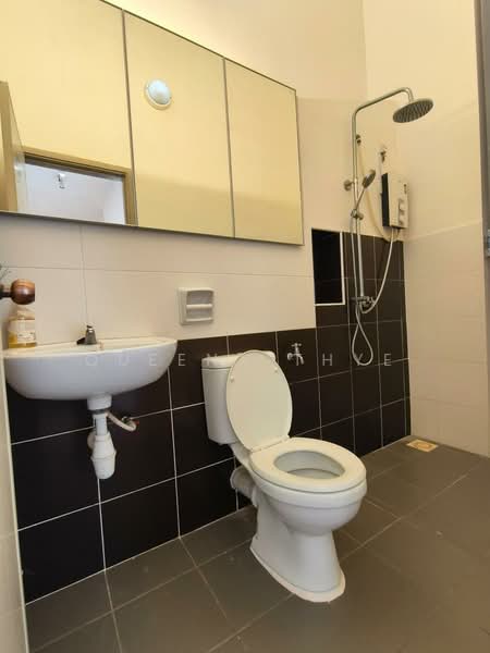 2-storey Terraced House for Sale in Austin Crest (Johor Bahru) - Queena Thye - Bathroom - PropertyGuru.com.my