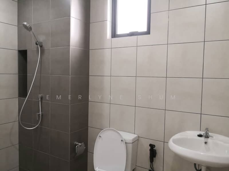 Service Residence for Rent at MIRA at Shorea Park - Emerlyne Shum - Bathroom - PropertyGuru.com.my