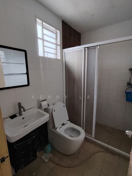 Rumah Teres 2 Tingkat untuk Disewa di Bandar Sungai Long (Selangor) - Kenny Lai - Bathroom - PropertyGuru.com.my