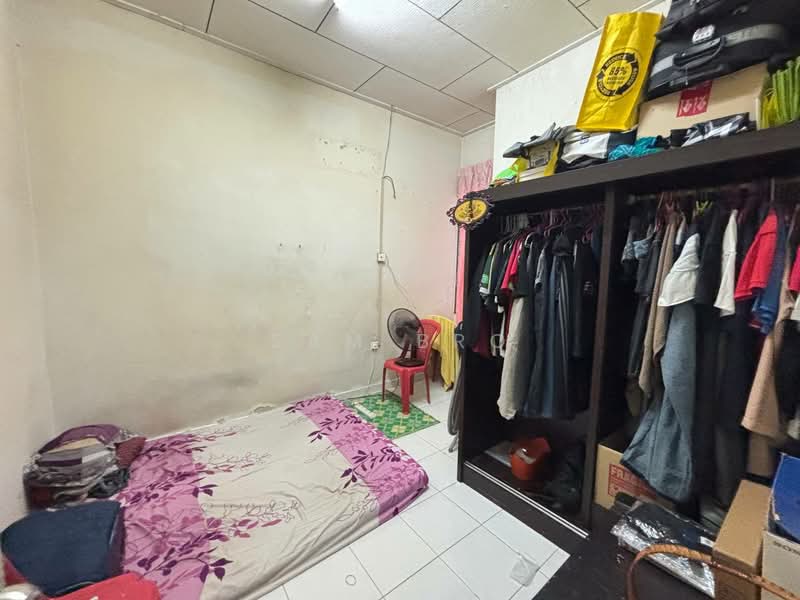 Rumah Teres 1.5 Tingkat untuk Dijual di Taman Daya (Johor Bahru) - Sam Bro - Bedroom - PropertyGuru.com.my