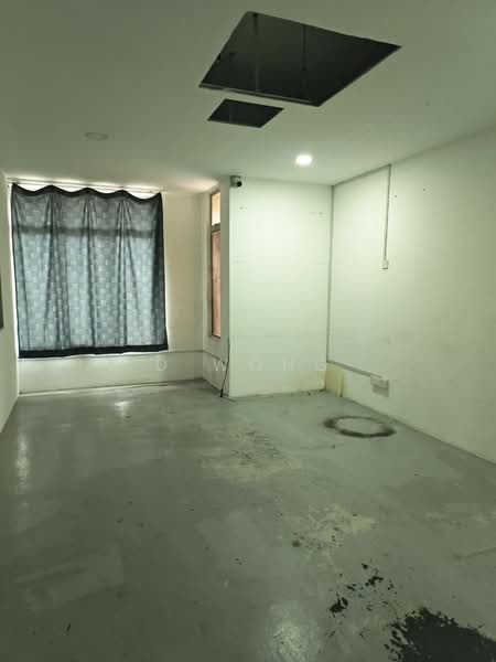 Shop / Office for Rent in TAMAN PUCHONG UTAMA (Puchong) - D Wong - PropertyGuru.com.my