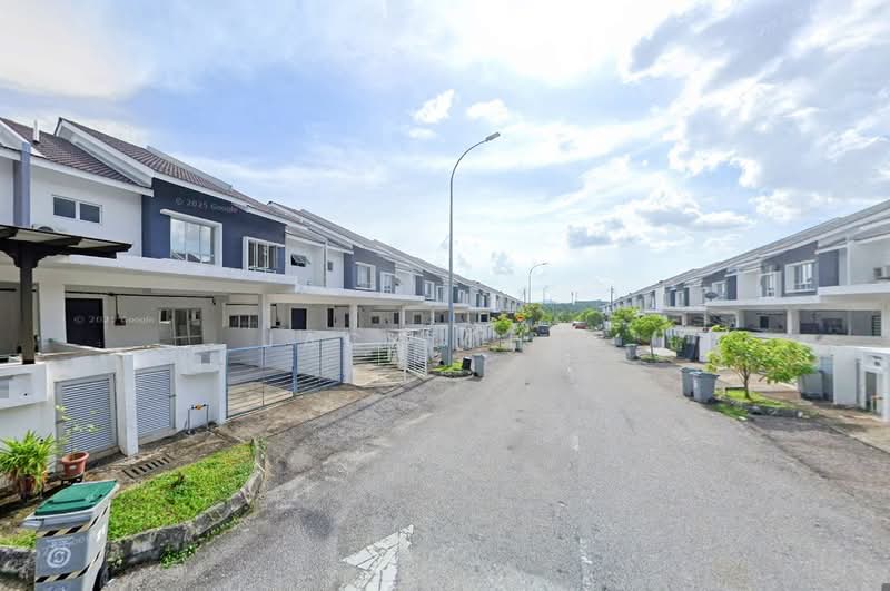 Rumah Teres 2 Tingkat untuk Dijual di Iringan Bayu (Seremban) - Jack Chia - Exterior - PropertyGuru.com.my