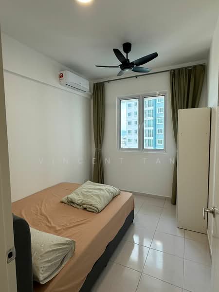 Condominium for Rent at Havana Beach Residences - Vincent Tan - Bedroom - PropertyGuru.com.my