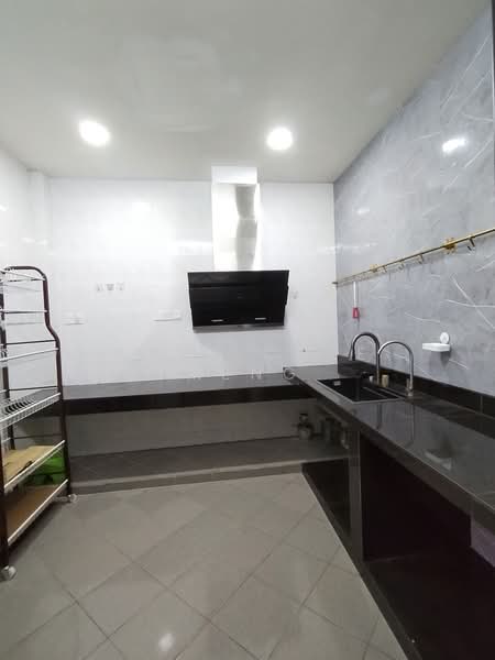 Shop / Office for Sale in Cheras (Selangor) - Chin Chee Meng - Kitchen - PropertyGuru.com.my