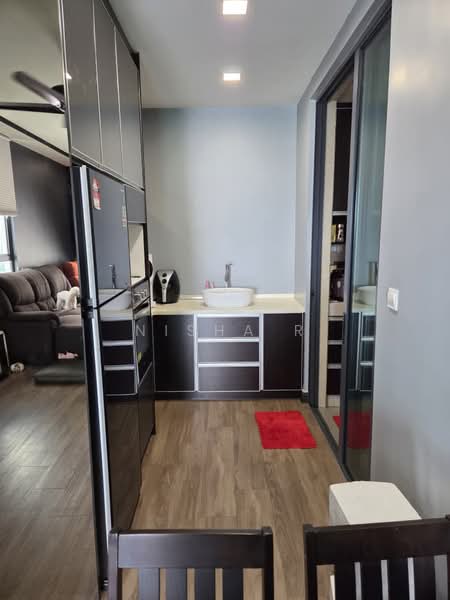 Kondominium untuk Dijual di LakePark Residence @ KL North - Nisha R - Kitchen - PropertyGuru.com.my