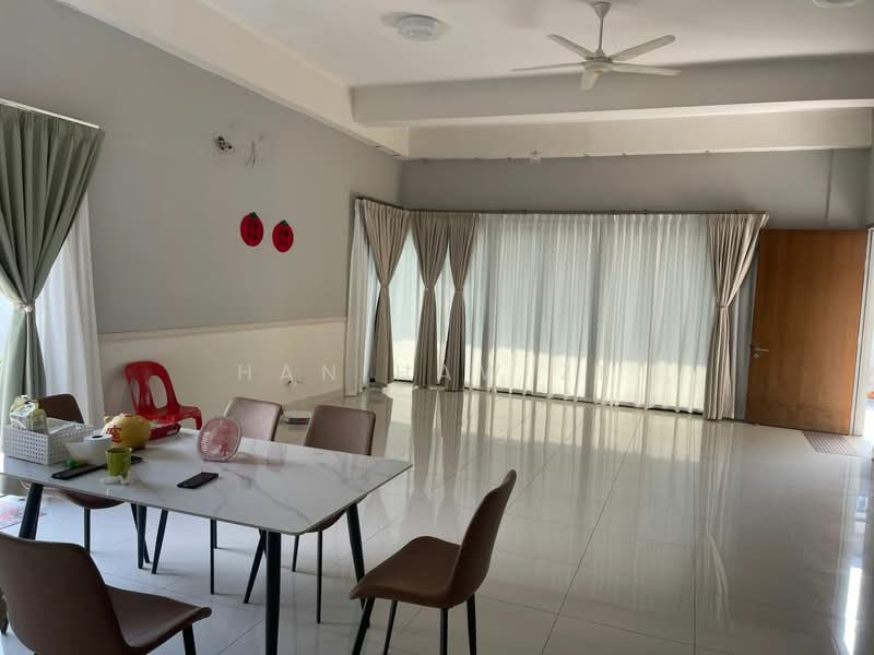 3-storey Terraced House for Sale in Taman Saujana Mutiara (Kajang) - Han Haw Ze - PropertyGuru.com.my