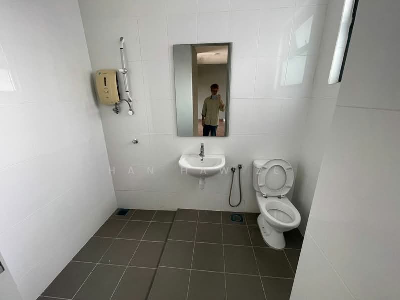 3-storey Terraced House for Sale in Taman Saujana Mutiara (Kajang) - Han Haw Ze - PropertyGuru.com.my