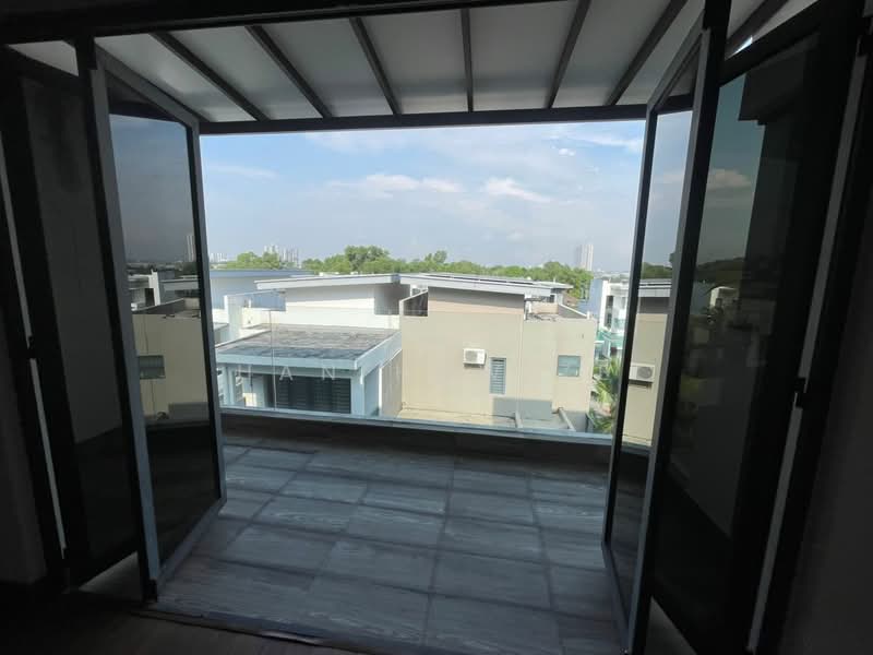 3-storey Terraced House for Sale in Taman Saujana Mutiara (Kajang) - Han Haw Ze - PropertyGuru.com.my