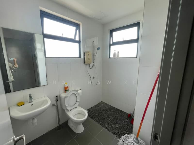 3-storey Terraced House for Sale in Taman Saujana Mutiara (Kajang) - Han Haw Ze - PropertyGuru.com.my