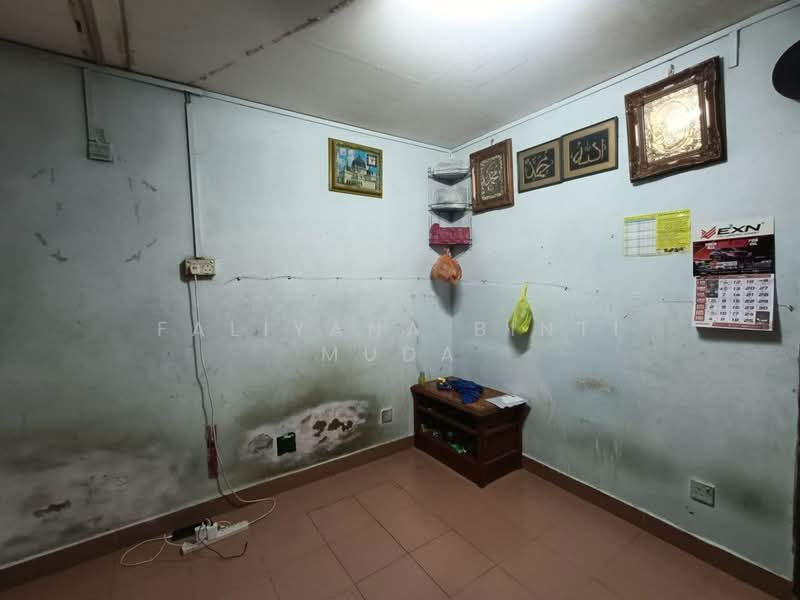 Rumah Flat untuk Dijual di Flat Pandan Jaya - Faliyana binti Muda - PropertyGuru.com.my