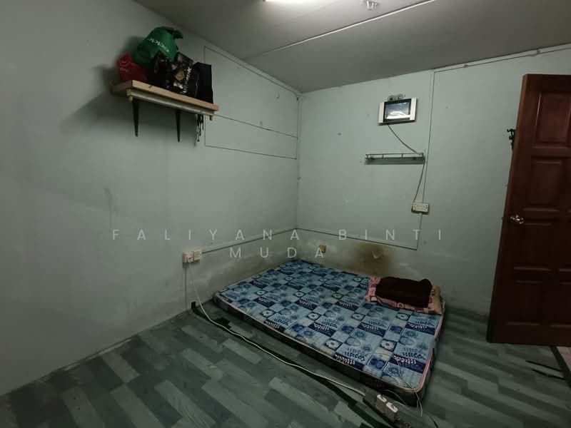 Rumah Flat untuk Dijual di Flat Pandan Jaya - Faliyana binti Muda - PropertyGuru.com.my