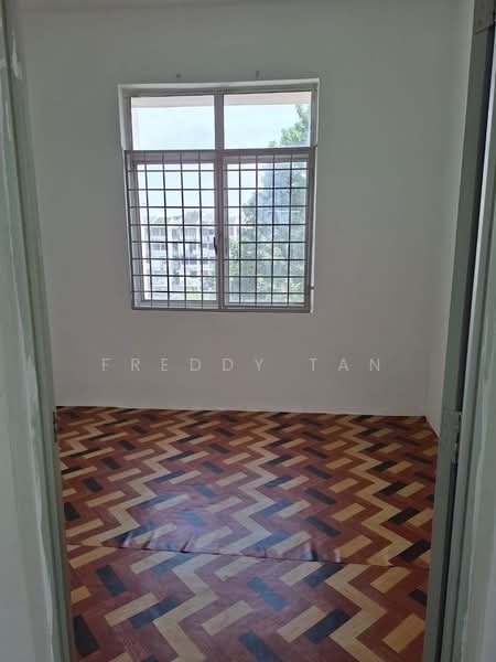 Rumah Flat untuk Disewa di Taman Bunga Merah - Freddy Tan - Interior - PropertyGuru.com.my
