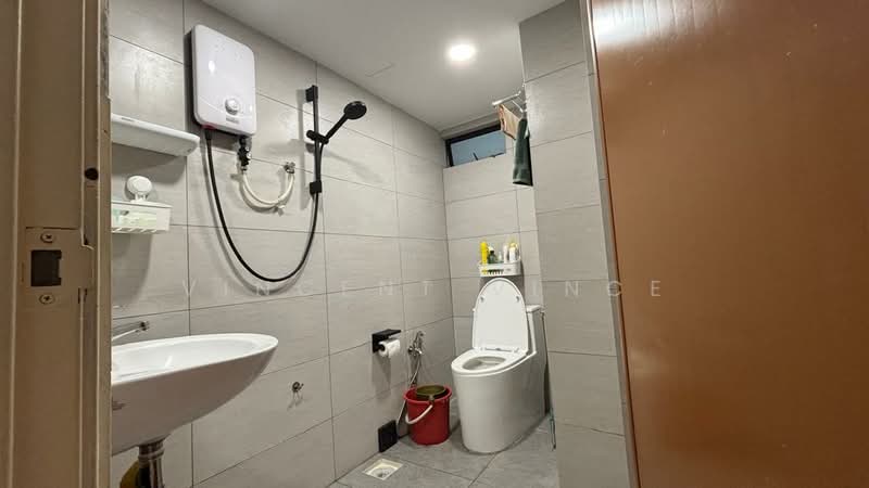 Kondominium untuk Disewa di Vista Komanwel B - Vincent Vince - Bathroom - PropertyGuru.com.my