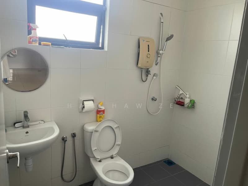 Rumah Teres 3 Tingkat untuk Disewa di Taman Saujana Mutiara (Kajang) - Han Haw Ze - PropertyGuru.com.my