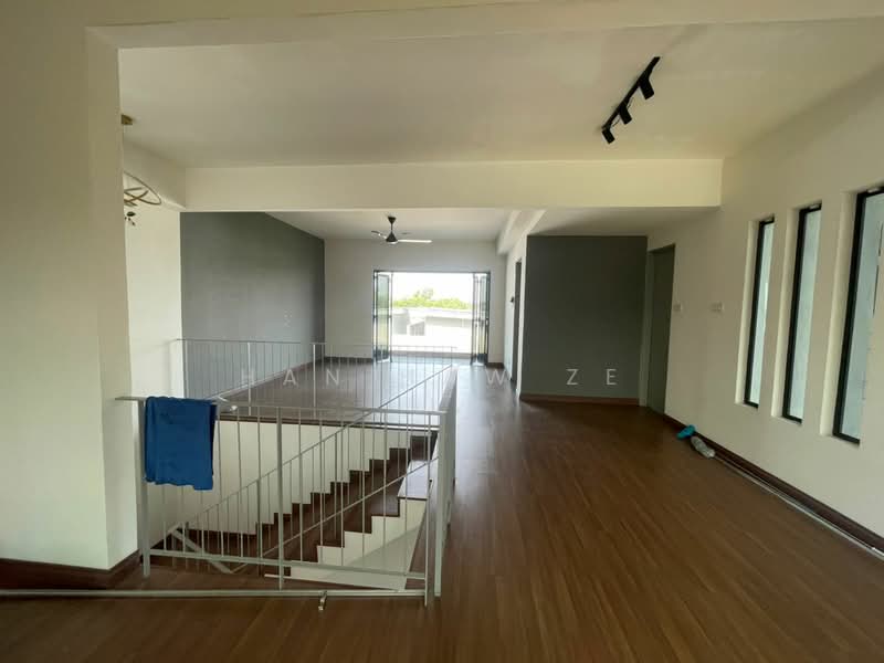 Rumah Teres 3 Tingkat untuk Disewa di Taman Saujana Mutiara (Kajang) - Han Haw Ze - PropertyGuru.com.my