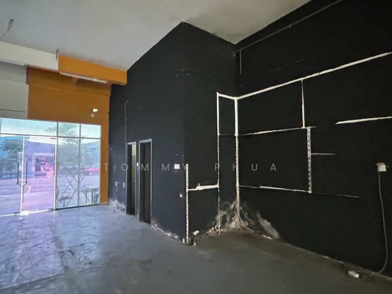 Kedai untuk Disewa di Cahaya Kota Puteri (Masai) - Tommy Phua - Interior - PropertyGuru.com.my