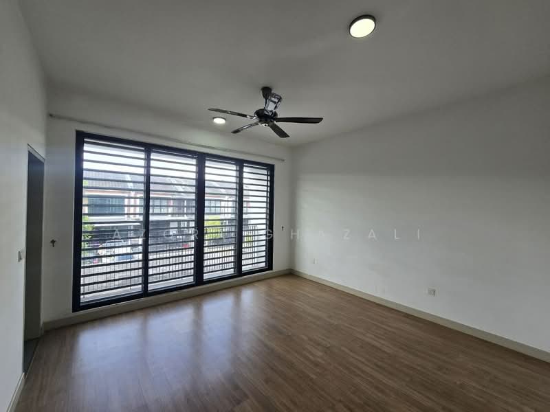 Rumah Teres 2 Tingkat untuk Dijual di Elmina Valley 1 (Shah Alam) - Azora Ghazali - PropertyGuru.com.my