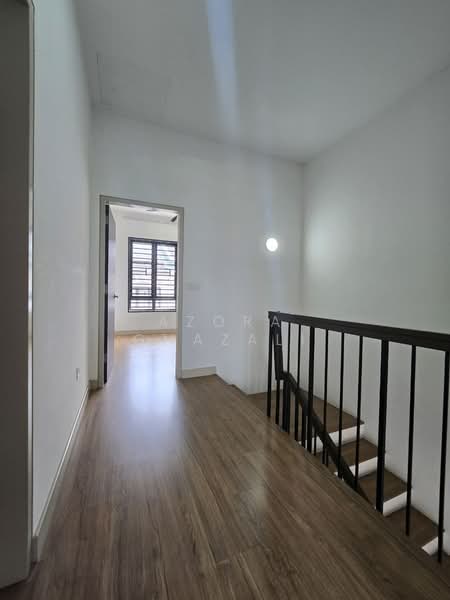 Rumah Teres 2 Tingkat untuk Dijual di Elmina Valley 1 (Shah Alam) - Azora Ghazali - PropertyGuru.com.my