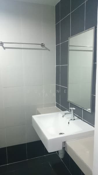 Servis Apartment untuk Disewa di Centrestage Designer Suite - Eugene Tan - PropertyGuru.com.my