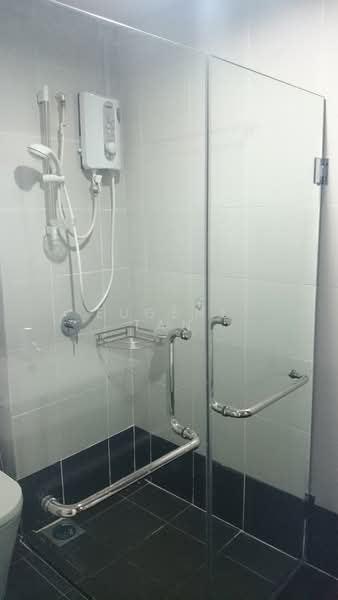 Servis Apartment untuk Disewa di Centrestage Designer Suite - Eugene Tan - PropertyGuru.com.my