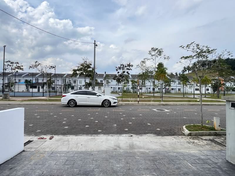 2-storey Terraced House for Rent in Puncak Alam (Selangor) - Han Haw Ze - Exterior - PropertyGuru.com.my