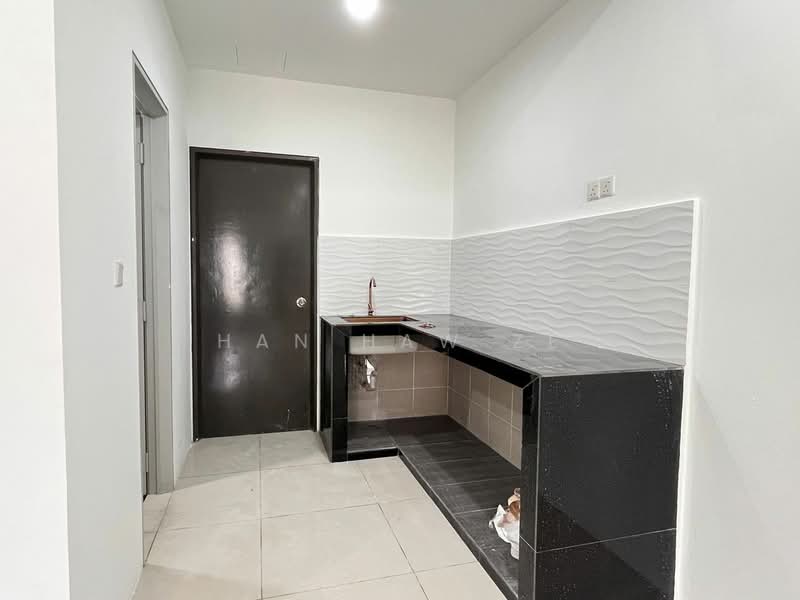2-storey Terraced House for Rent in Puncak Alam (Selangor) - Han Haw Ze - Kitchen - PropertyGuru.com.my
