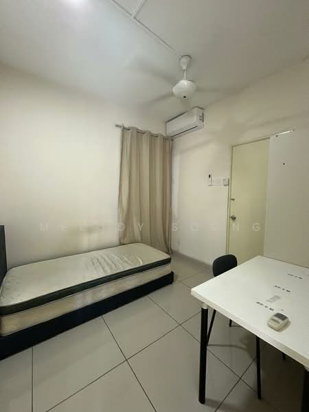 Servis Apartment untuk Disewa di Maxim Residences - Melody Soong - Bedroom - PropertyGuru.com.my