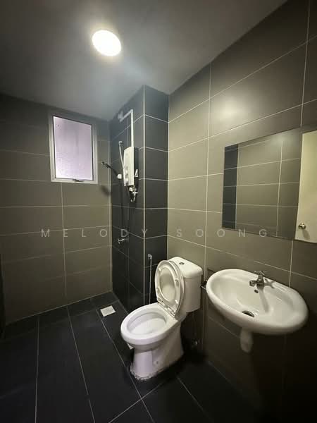 Servis Apartment untuk Disewa di Maxim Residences - Melody Soong - Bathroom - PropertyGuru.com.my