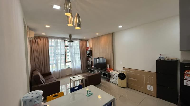 Apartment for Sale at Austin Regency (Pangsapuri Austin Perdana) - Alan Tia - Living Room - PropertyGuru.com.my
