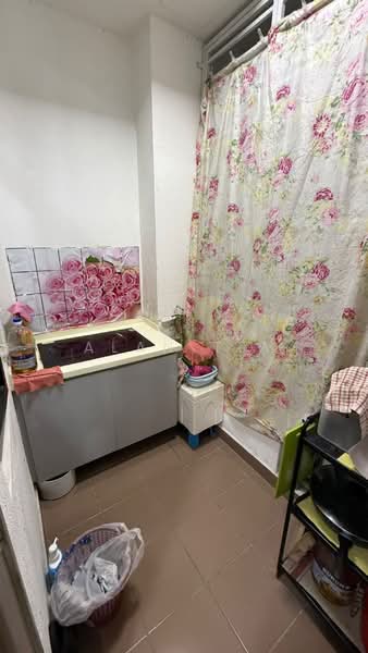 Apartment for Sale at Austin Regency (Pangsapuri Austin Perdana) - Alan Tia - Kitchen - PropertyGuru.com.my