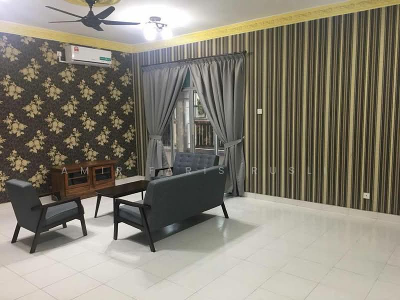 2-storey Terraced House for Sale in Taman Sri Pulai Perdana (Skudai) - Amir Faris Rusli - Living Room - PropertyGuru.com.my