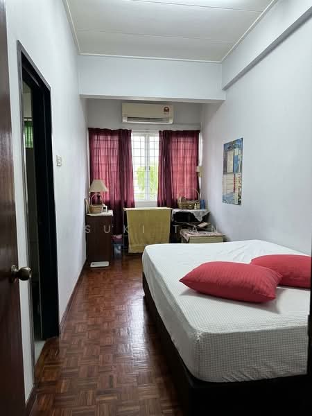 2-storey Terraced House for Sale in Taman Sri Bintang (Kepong) - Suki Tan - Bedroom - PropertyGuru.com.my