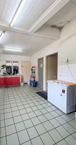 2-storey Terraced House for Sale in Taman Sri Bintang (Kepong) - Suki Tan - Kitchen - PropertyGuru.com.my