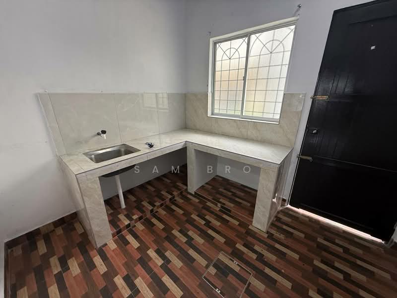 Rumah Teres 2 Tingkat untuk Dijual di Kluang (Johor) - Sam Bro - Kitchen - PropertyGuru.com.my