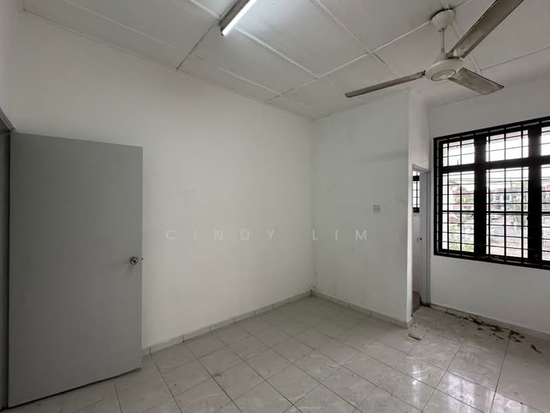 2-storey Terraced House for Sale in Taman Desa Cemerlang (Ulu Tiram) - Cindy Lim - Interior - PropertyGuru.com.my