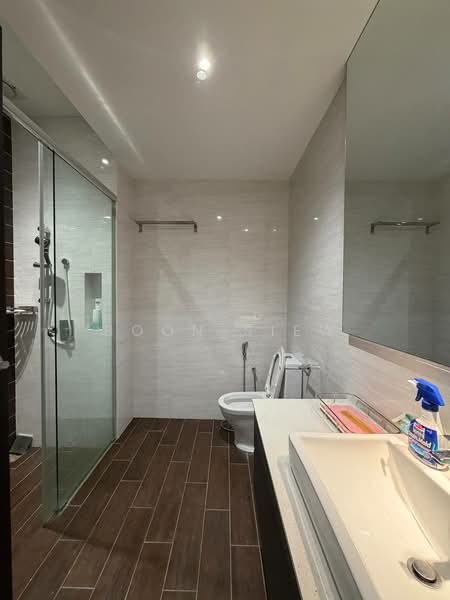 Condominium for Sale at Eco Terraces - Boon Siew - Bathroom - PropertyGuru.com.my