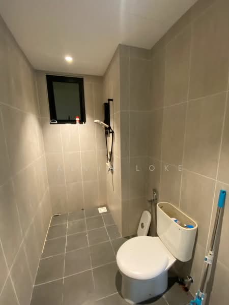 Service Residence for Rent at MKH Boulevard II - Calvin Loke - Bathroom - PropertyGuru.com.my