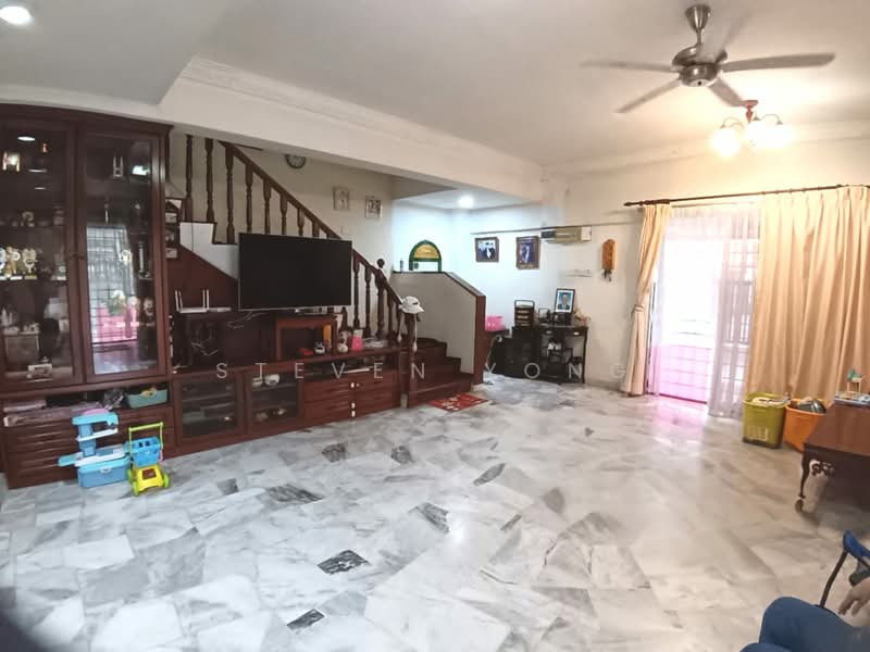 2-storey Terraced House for Sale in Bandar Mahkota Cheras (Cheras) - Steven Yong - Living Room - PropertyGuru.com.my