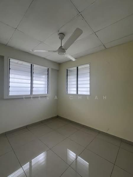 Pangsapuri untuk Dijual di Desa Rahmat (Graceland Villa) - Leesa Cheah - Interior - PropertyGuru.com.my